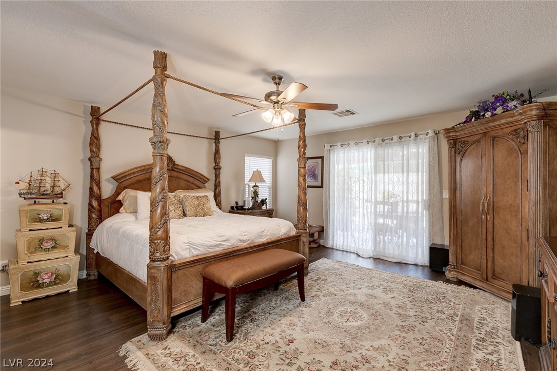 6384 Hotchkiss Court