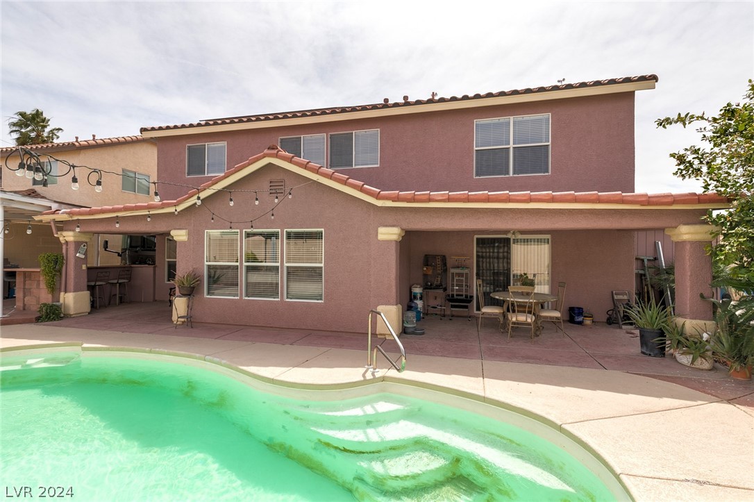 6384 Hotchkiss Court