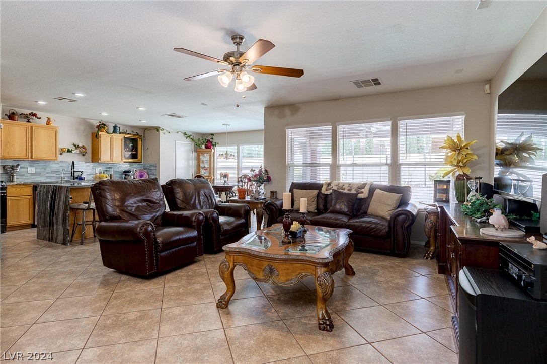 6384 Hotchkiss Court