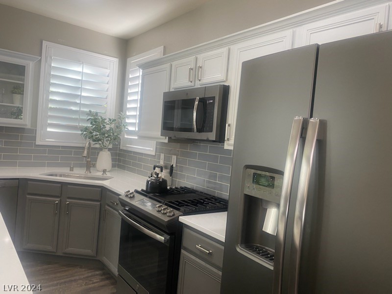 7774 Lone Shepherd Drive