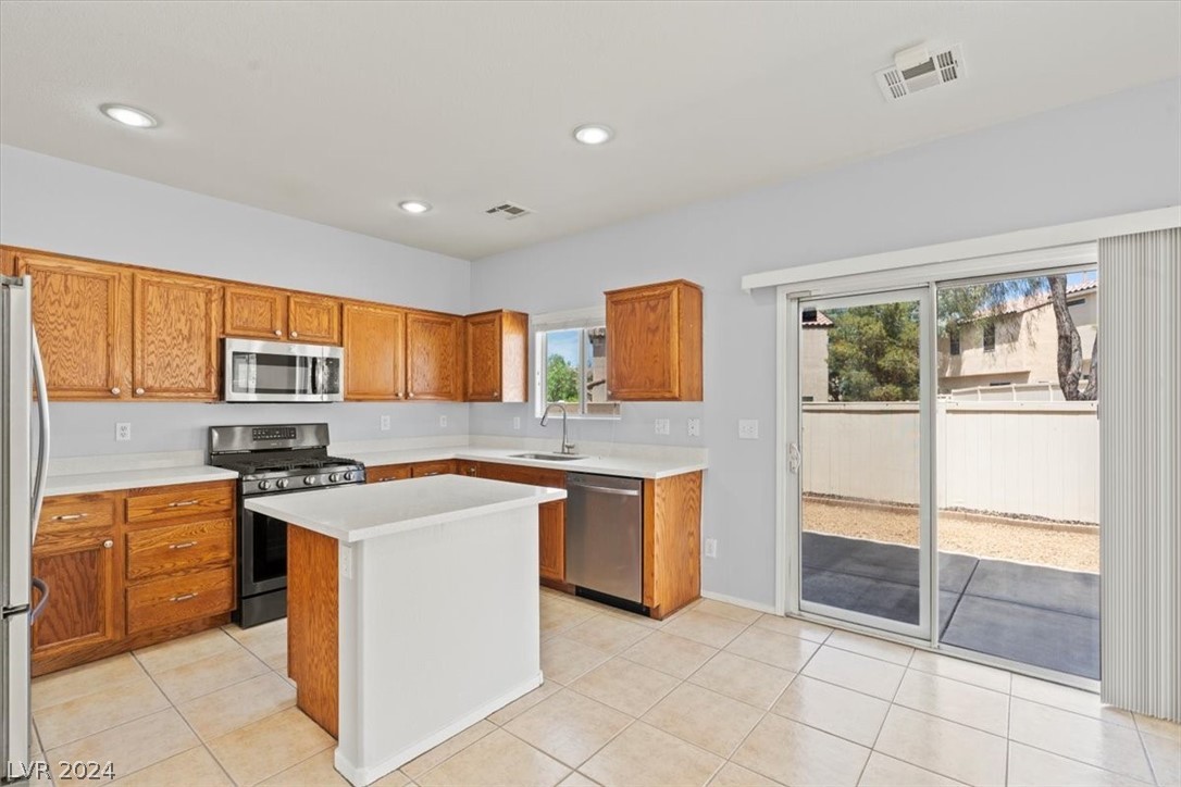 886 Shining Rose Place