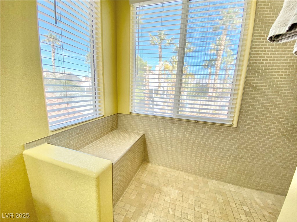 1508 Splinter Rock Way