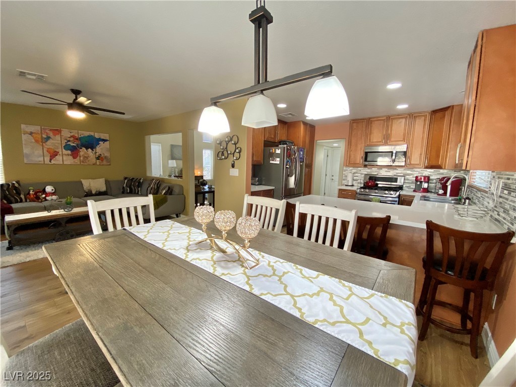 1508 Splinter Rock Way