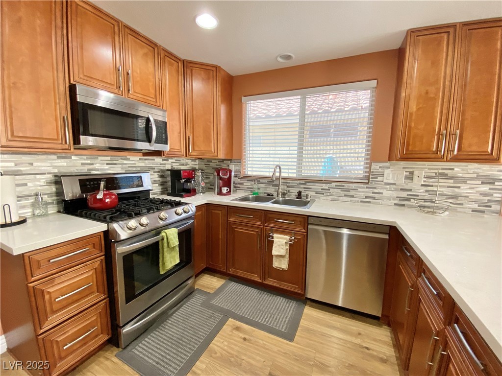 1508 Splinter Rock Way