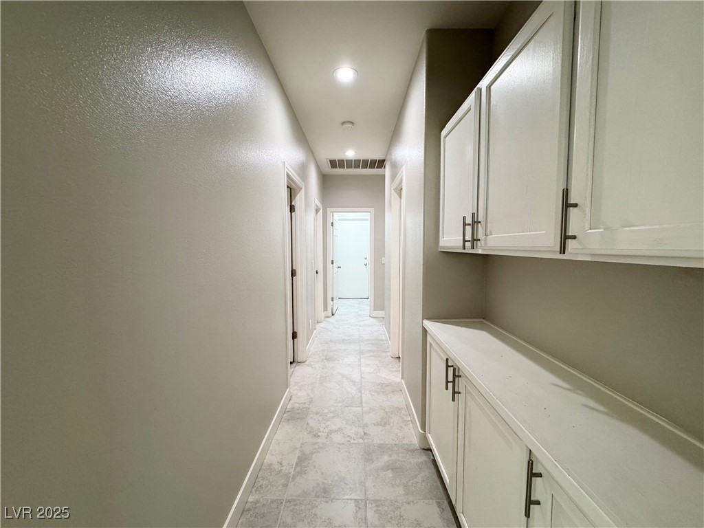 3532 Mountain Park Street