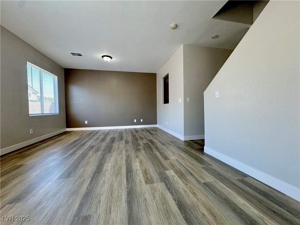 6422 Pronghorn Ridge Avenue