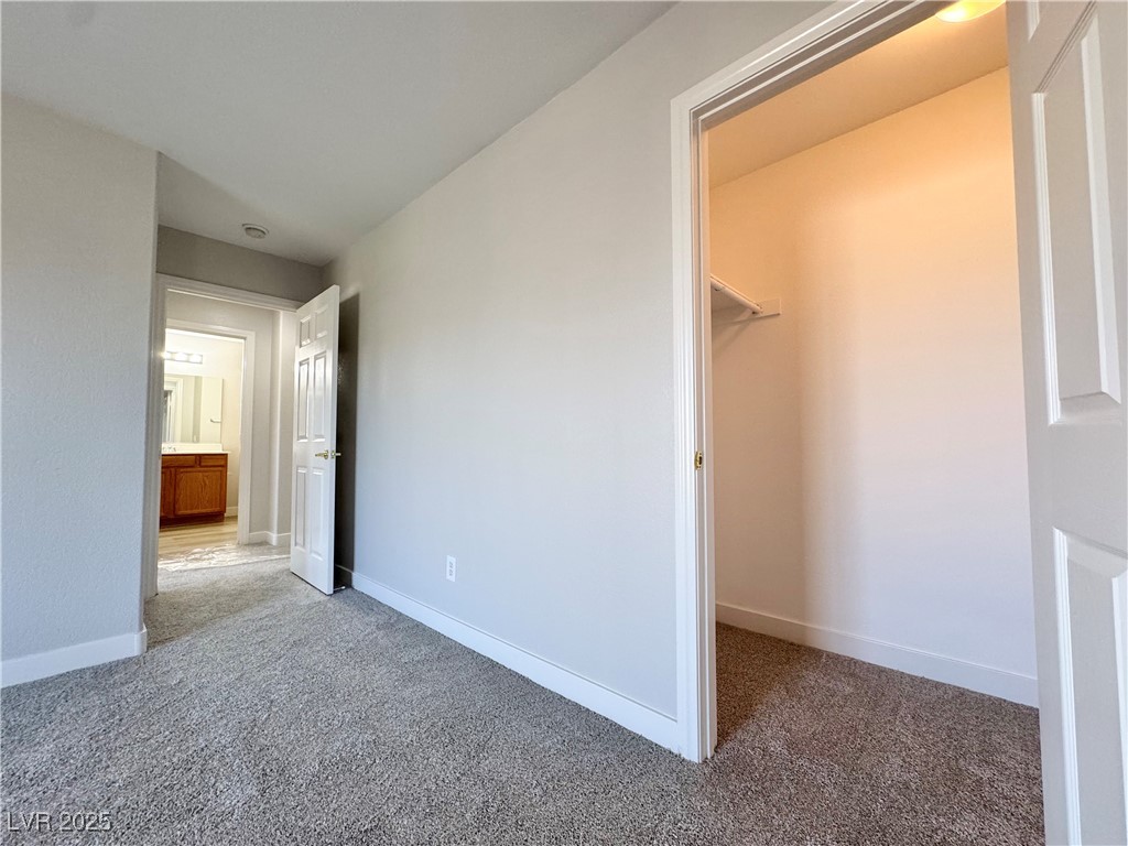 6422 Pronghorn Ridge Avenue