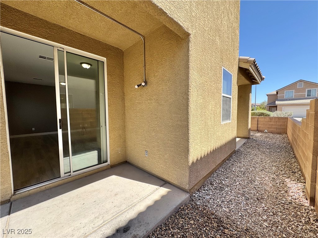 6422 Pronghorn Ridge Avenue