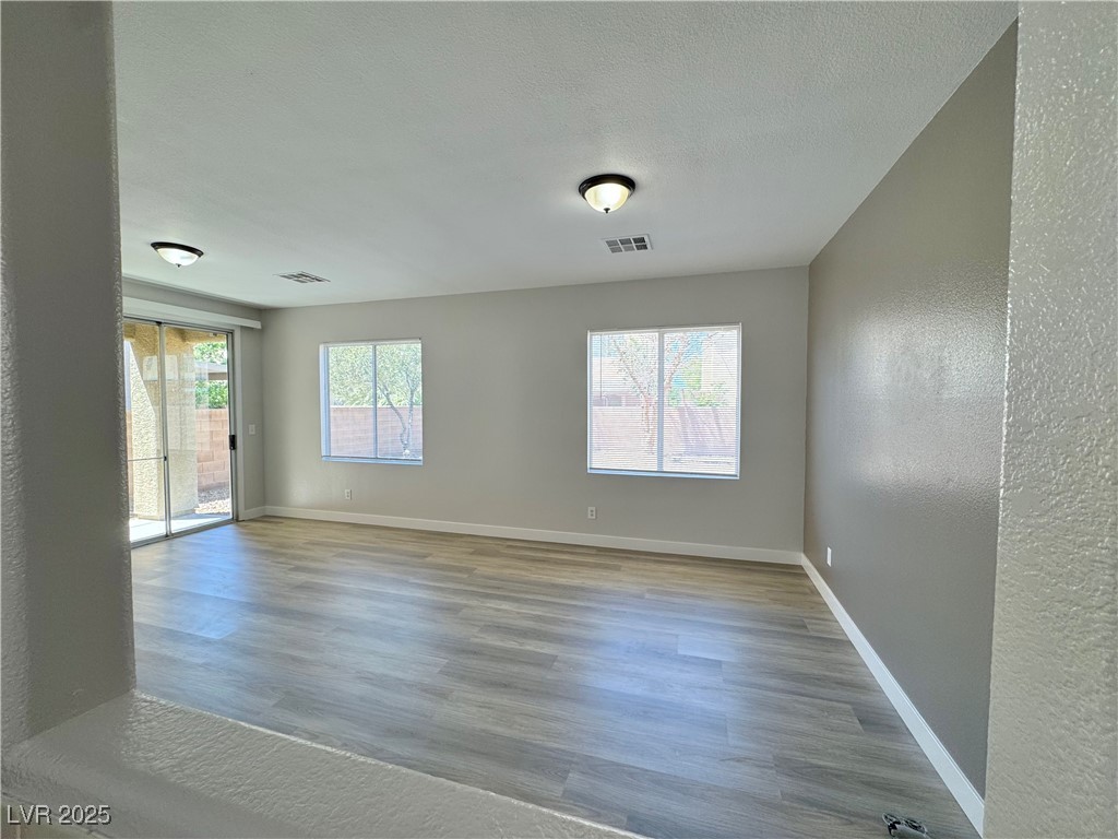 6422 Pronghorn Ridge Avenue