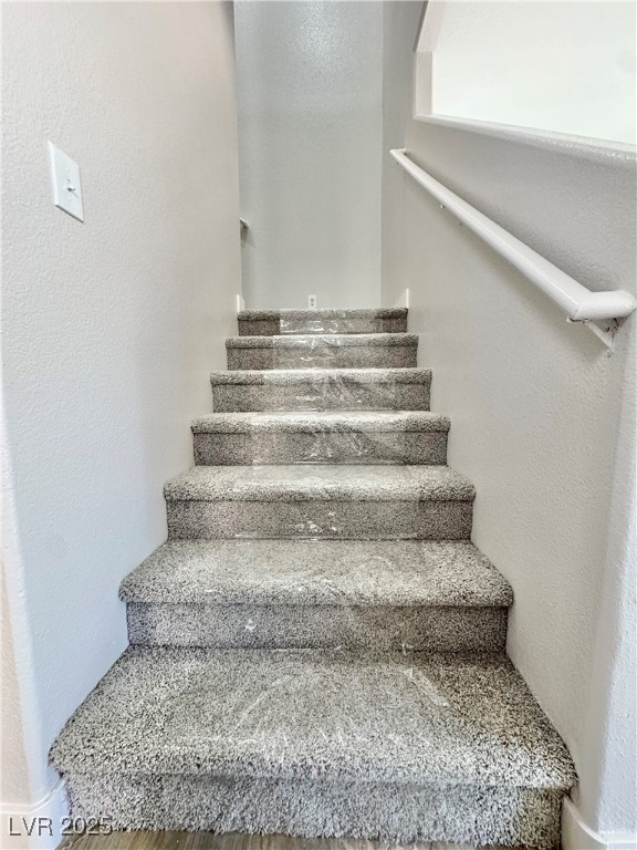 6422 Pronghorn Ridge Avenue