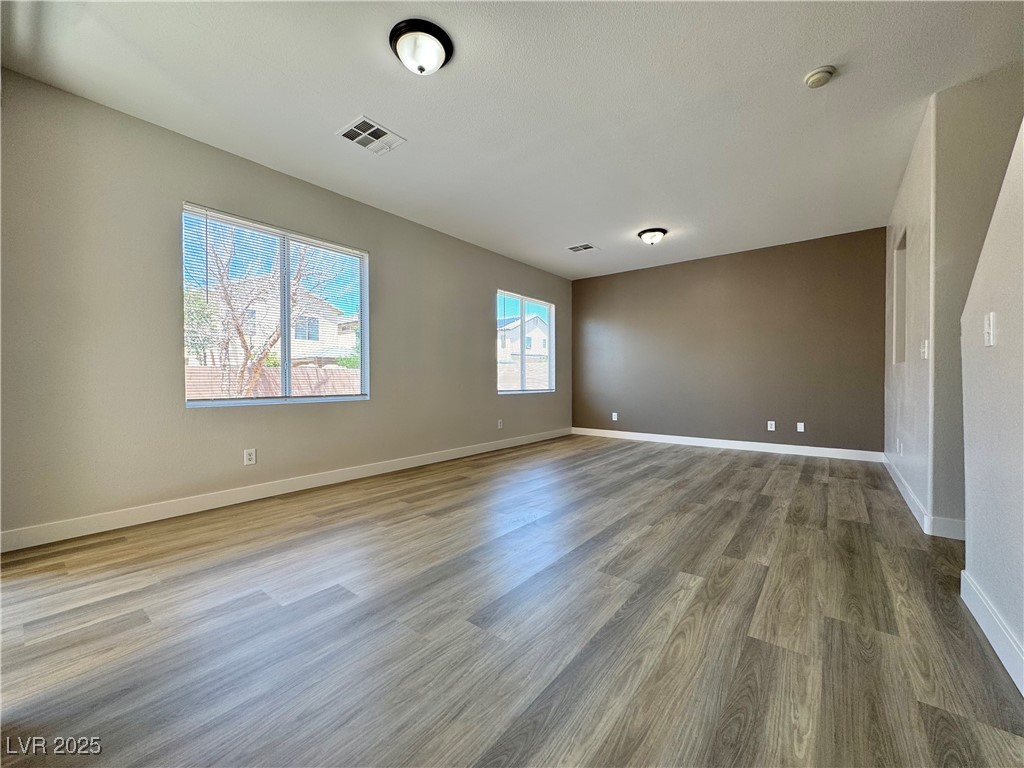 6422 Pronghorn Ridge Avenue