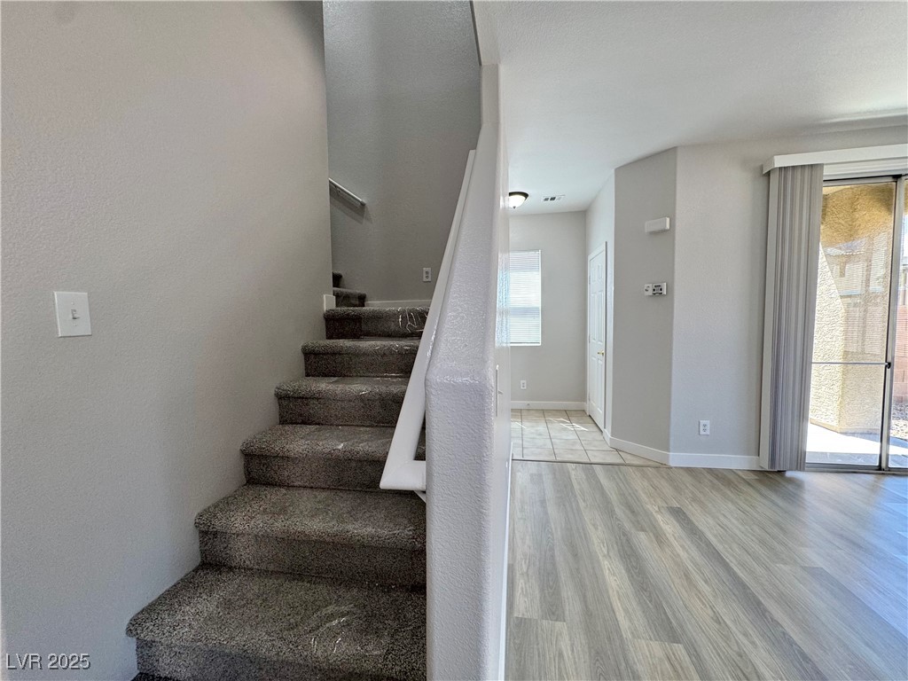 6422 Pronghorn Ridge Avenue