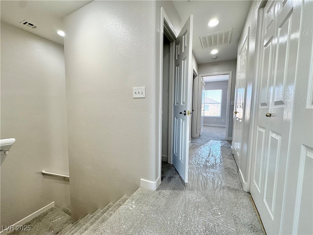 6422 Pronghorn Ridge Avenue