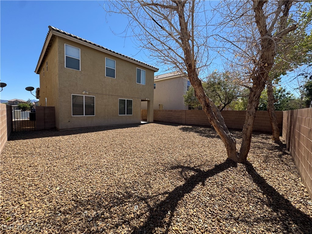 6422 Pronghorn Ridge Avenue