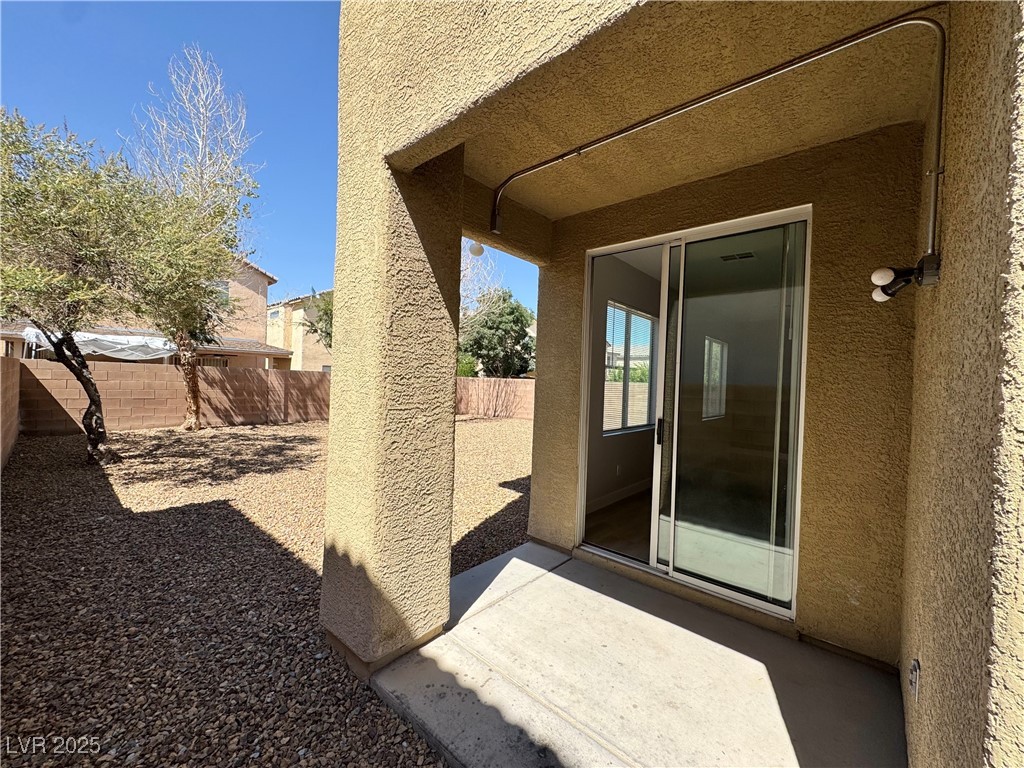 6422 Pronghorn Ridge Avenue