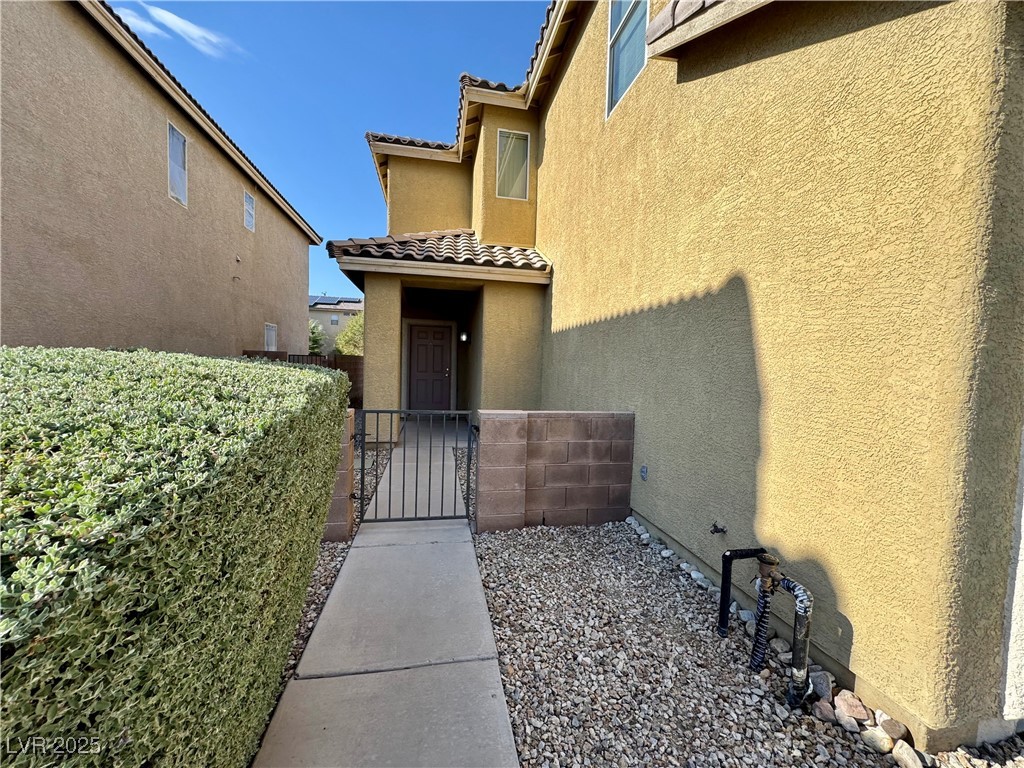 6422 Pronghorn Ridge Avenue