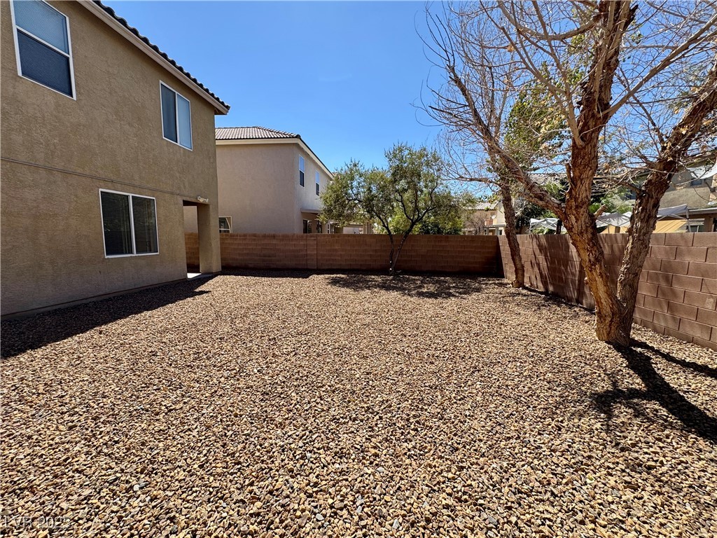 6422 Pronghorn Ridge Avenue