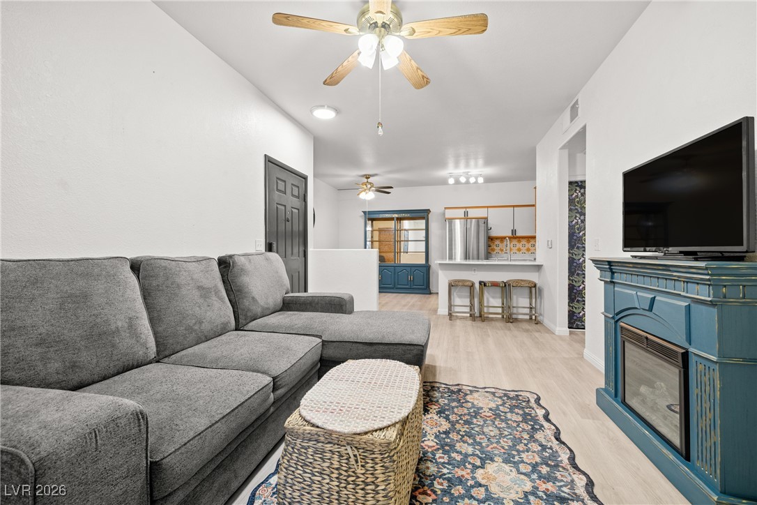 5751 Hacienda Avenue 135