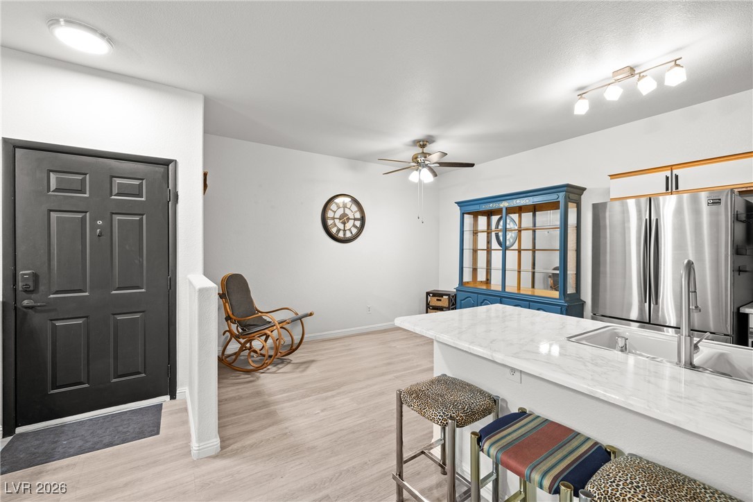 5751 Hacienda Avenue 135