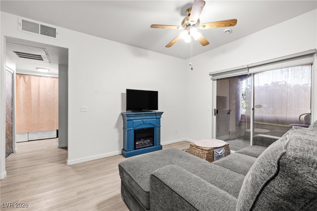 5751 Hacienda Avenue 135