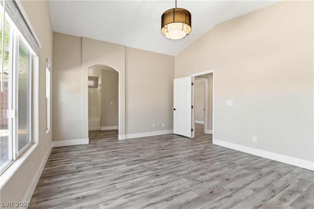 2272 Chestnut Ranch Avenue