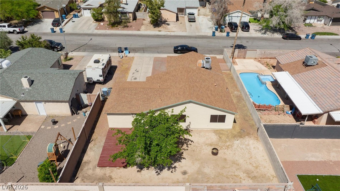 6509 Ouida Way