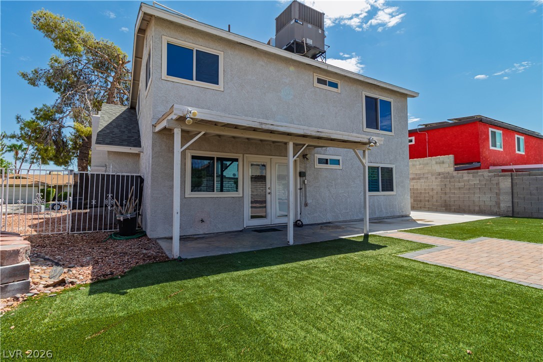 4815 Castle Rock Court
