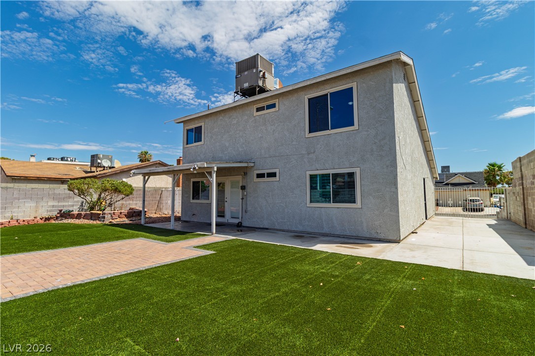 4815 Castle Rock Court