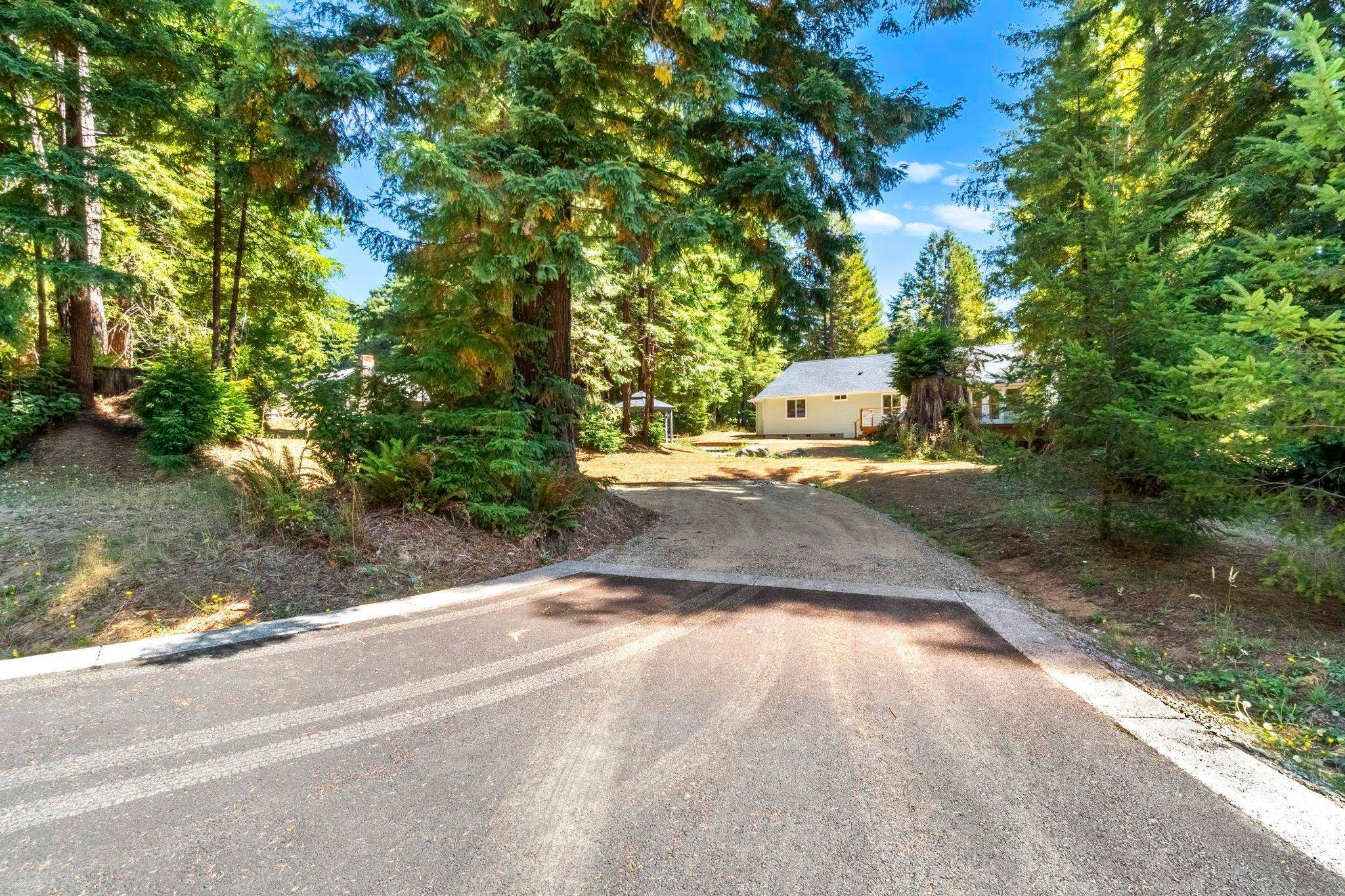 595 Bell Hole Loop