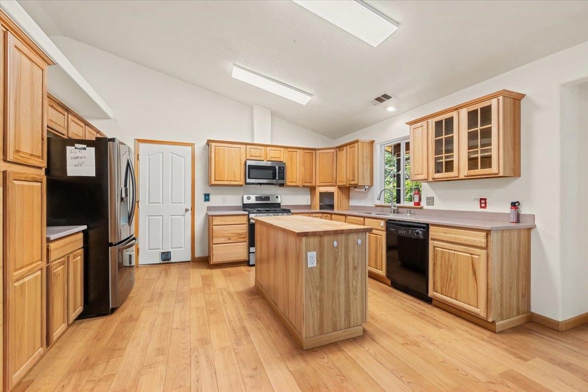 260 Tawnee Way