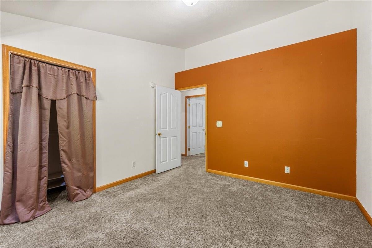260 Tawnee Way