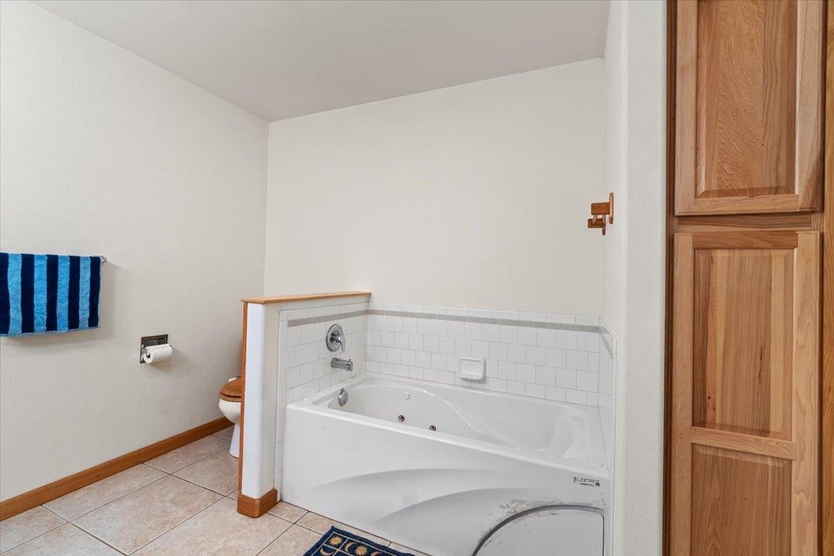 260 Tawnee Way