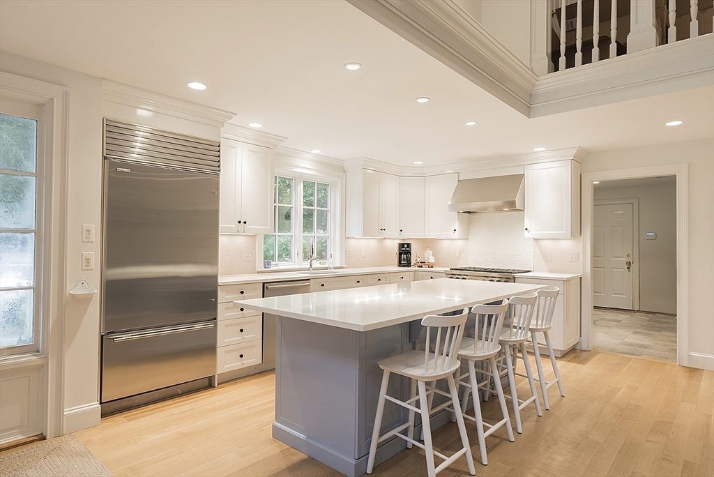 19 Ridge Hill Farm Road