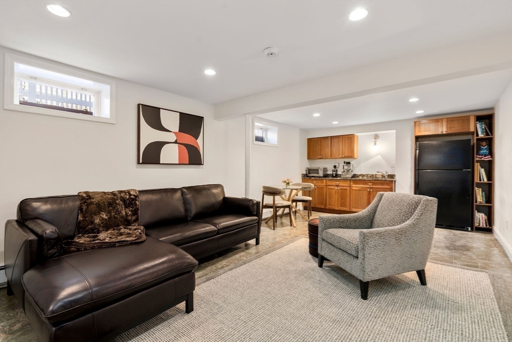 14 Prentice Rd