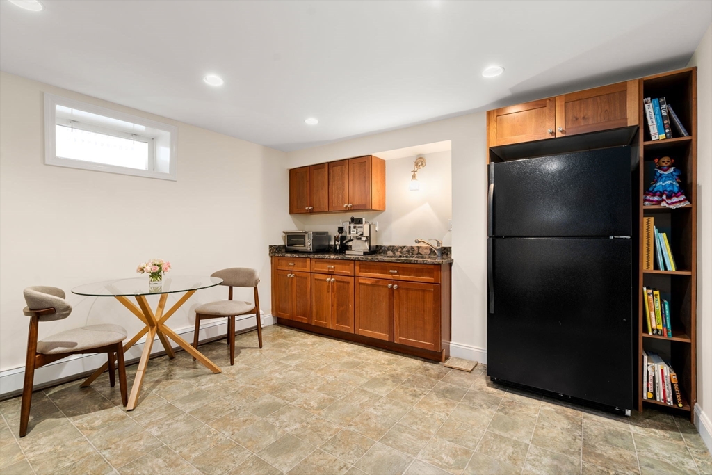 14 Prentice Rd