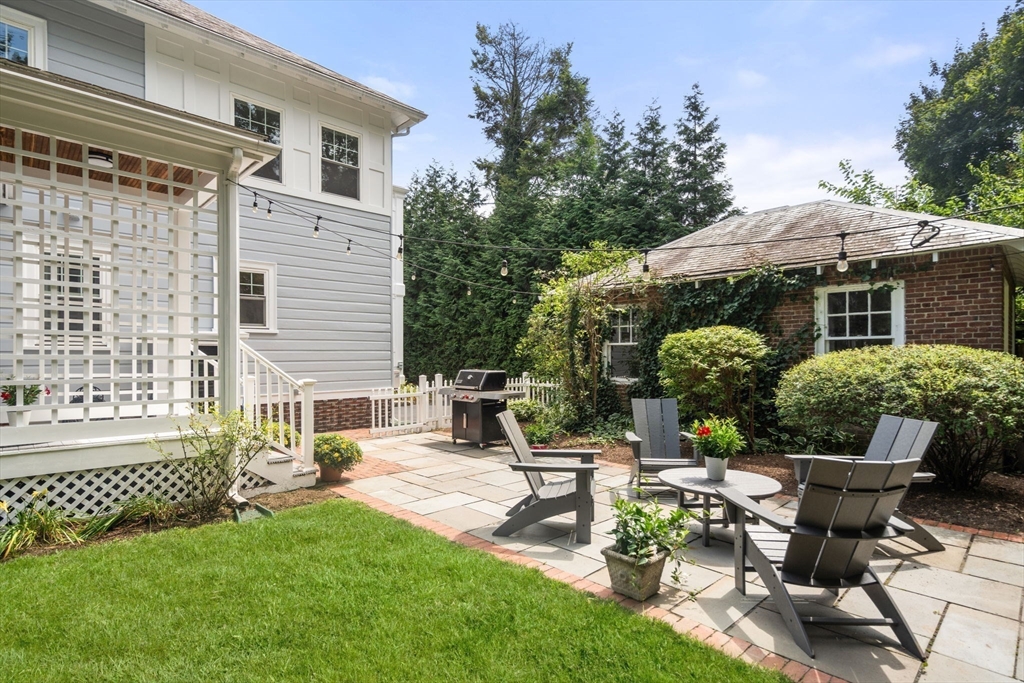 63 Cedar St