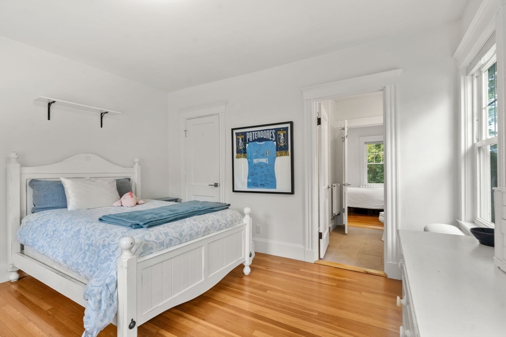 63 Cedar St