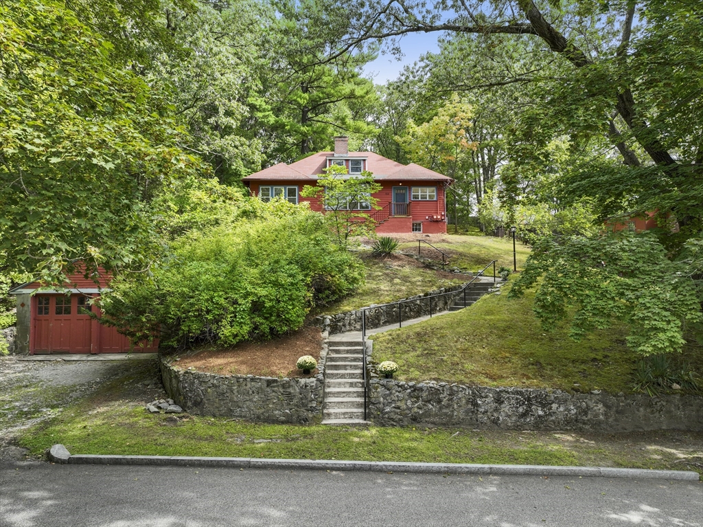 154 Beaumont Ave