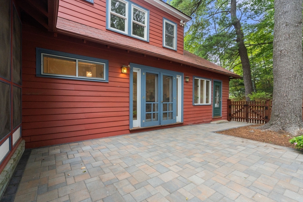 154 Beaumont Ave