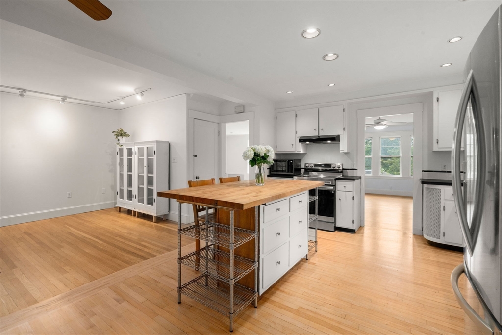 154 Beaumont Ave