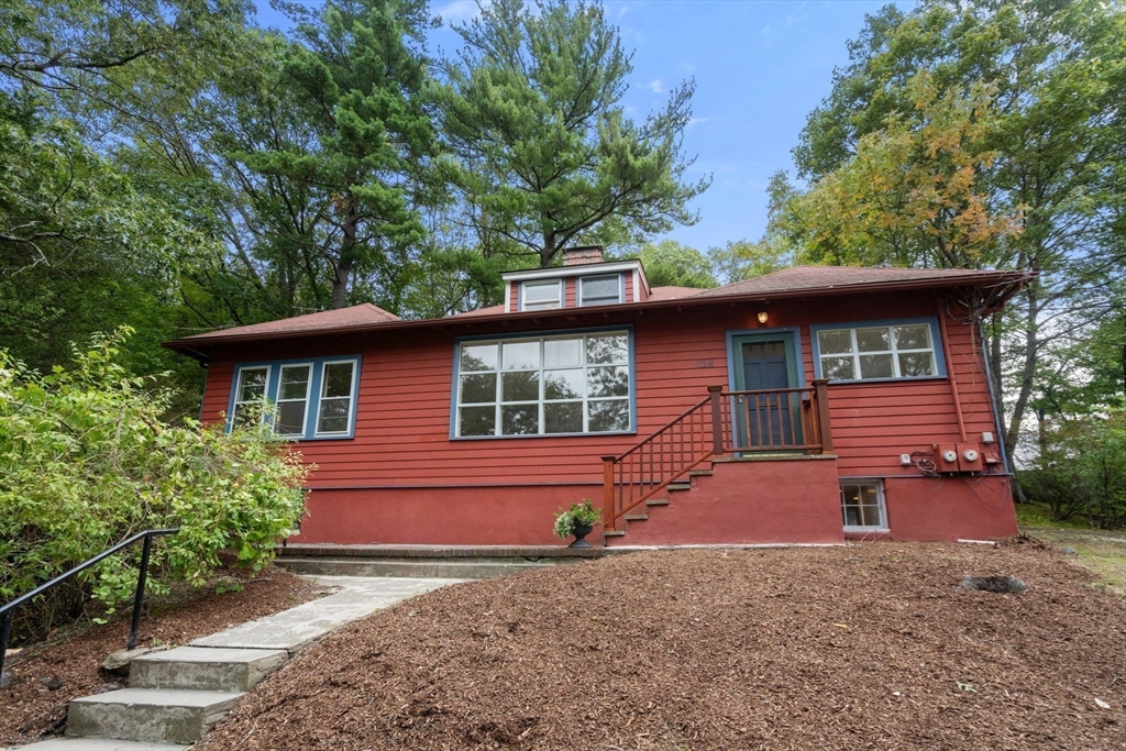 154 Beaumont Ave