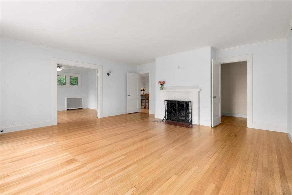 154 Beaumont Ave