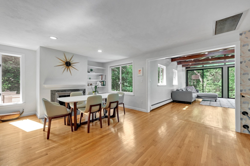 552 Concord Ave