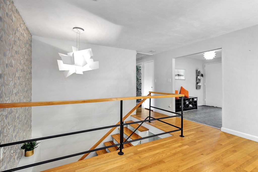 552 Concord Ave