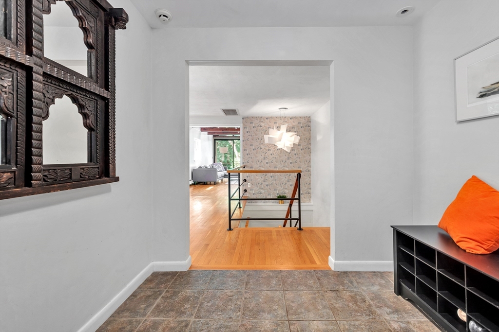 552 Concord Ave
