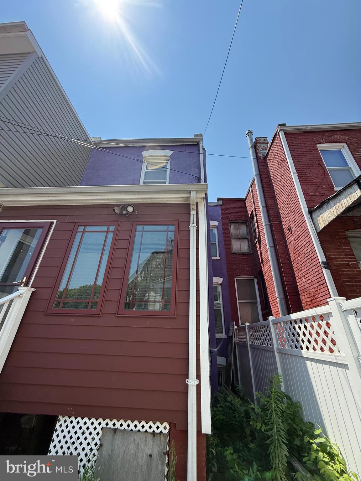 1121 8TH STREET NE