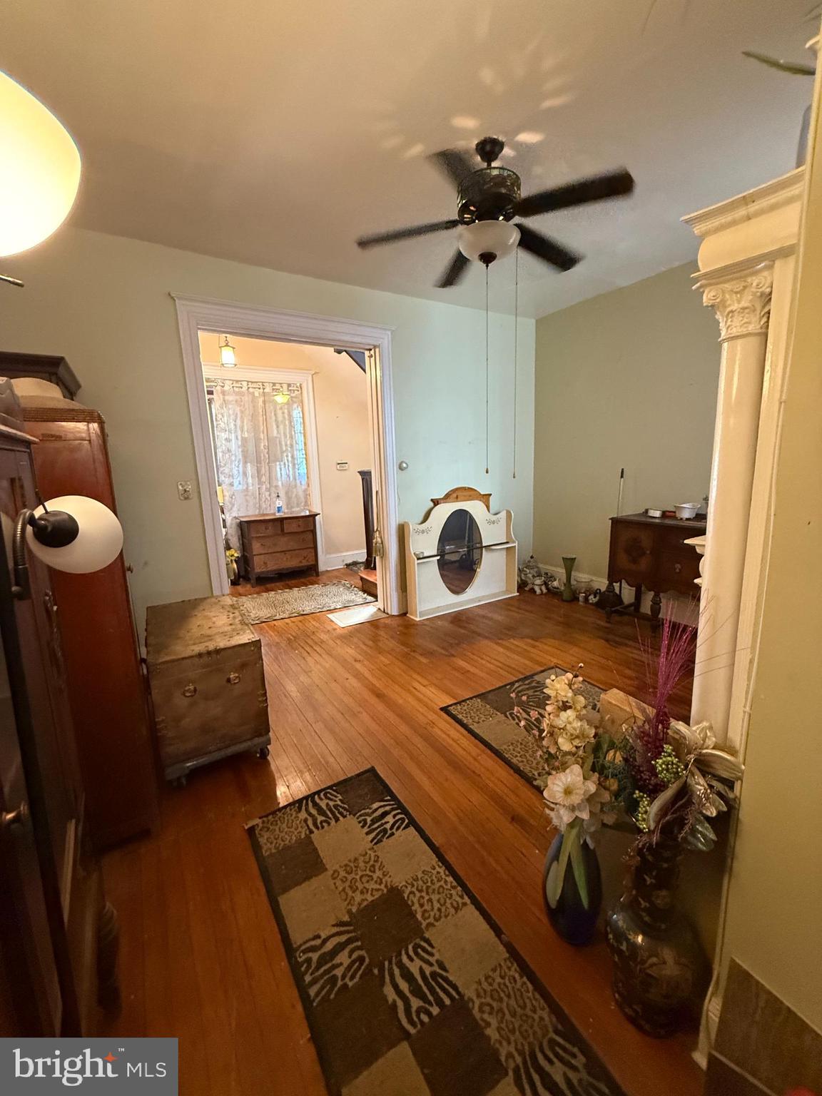 1121 8TH STREET NE