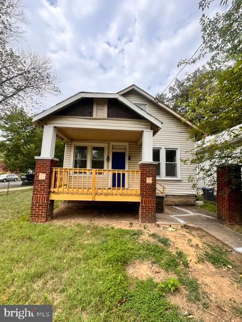 800 44TH STREET NE