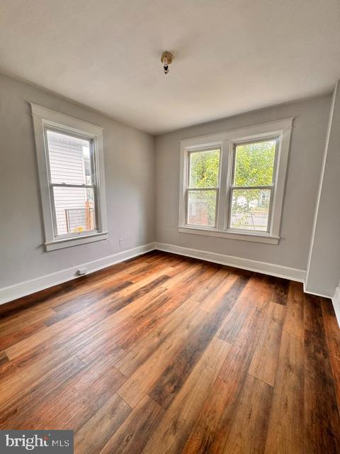 800 44TH STREET NE