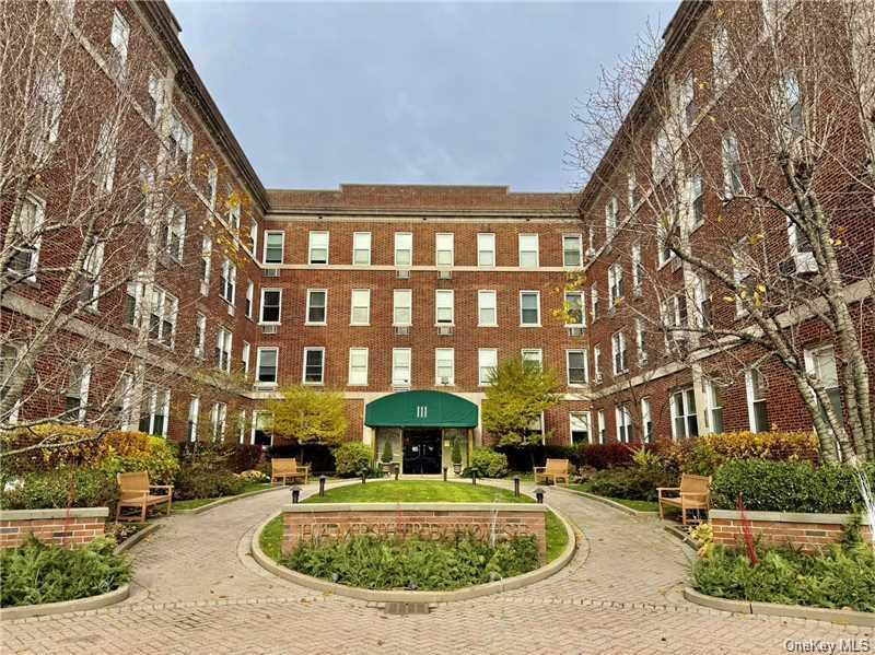 111 7th Street Unit: 410